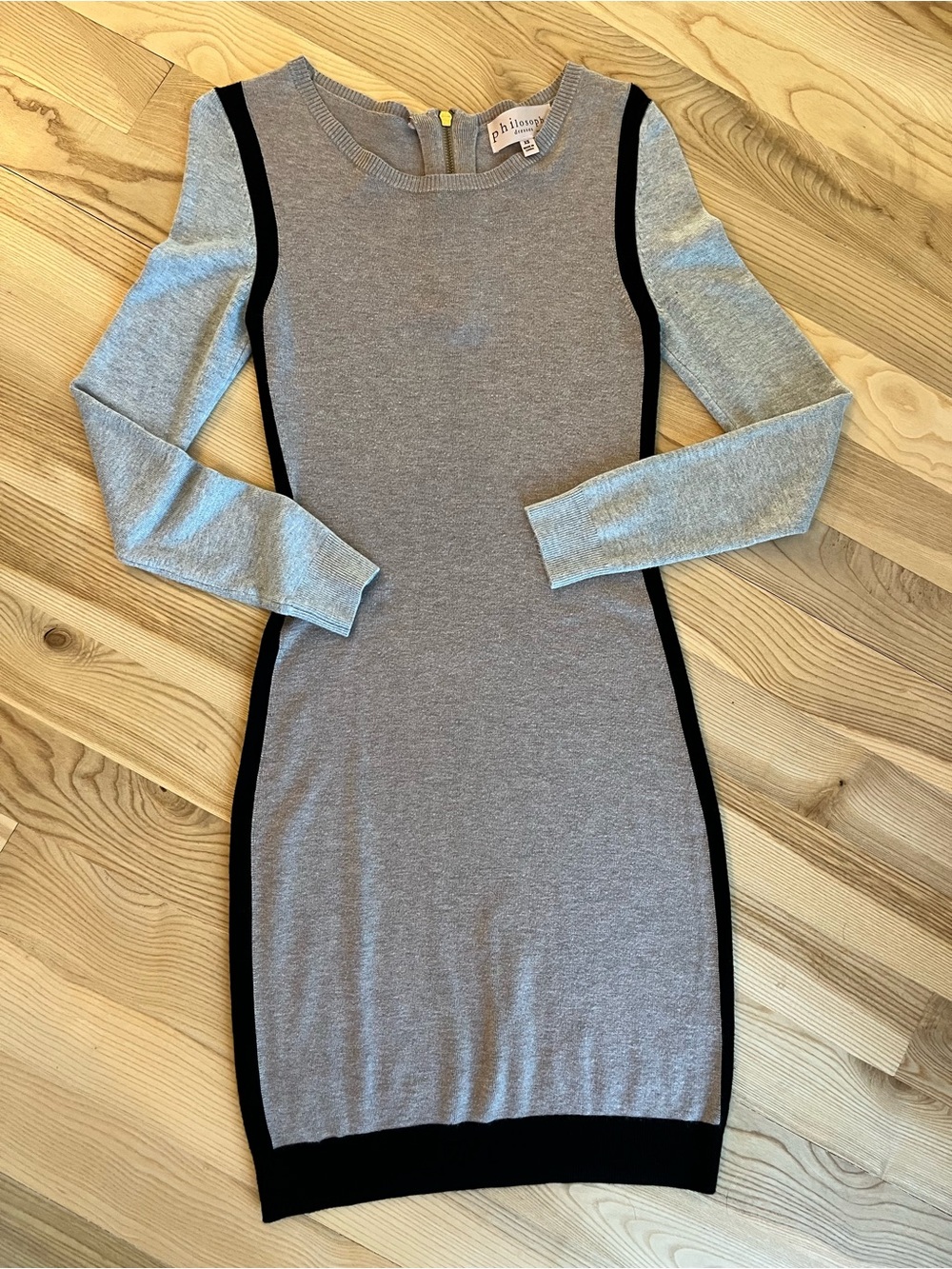 Philosophy Gray Knit Long-Sleeve Dress with Black Piping